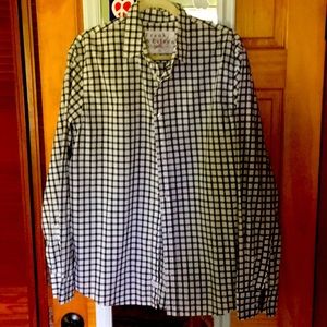 Frank & Eileen button down shirt